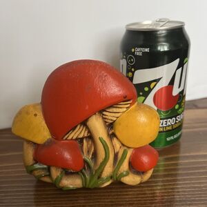 Vintage Arnel’s Mushroom Napkins Holder Table Decoration